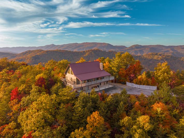 Smoky Mountain Summit